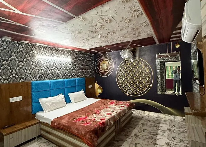 Hotel Tejas Near Golden Temple