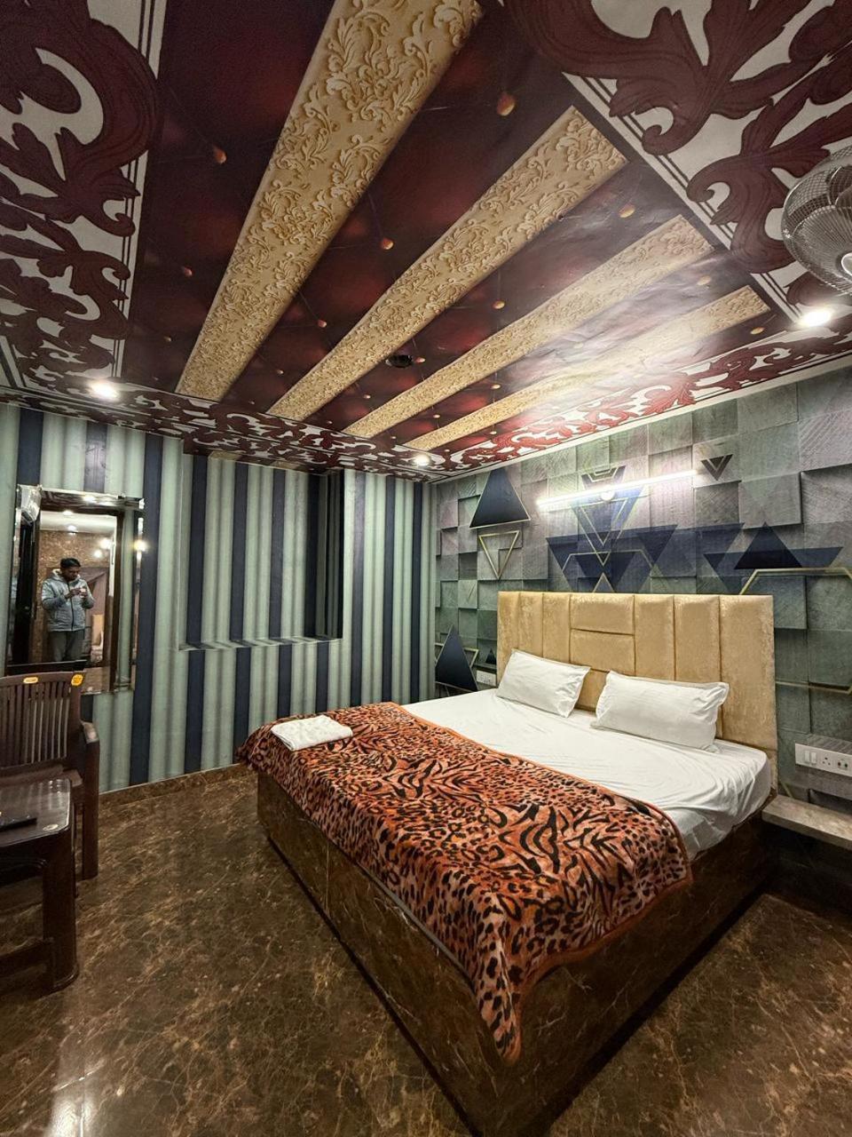 Tejas Near Golden Temple Homestay Amritsar