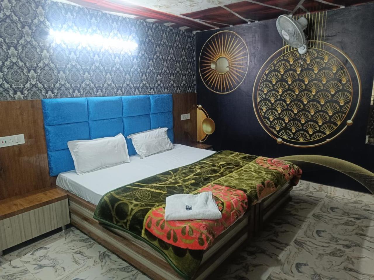 Tejas Near Golden Temple Homestay